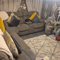 Corner sofa with recliner and 2-seater