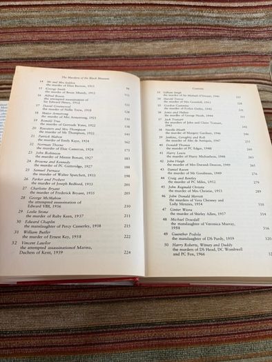 The Complete Murders of the Black Museum by Gordon Honeycombe