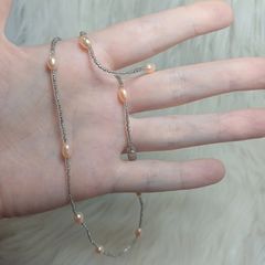 pearl necklace with magnetic clasp