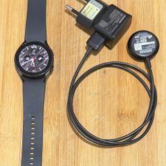 Smartwatch Samsung Galaxy Watch 4 in perfect condition