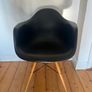 eames style chair Image 2