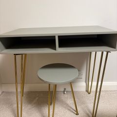 dressing table with chair