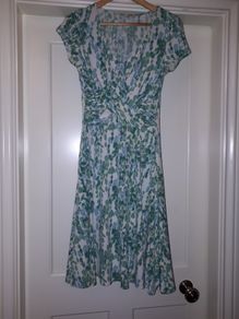 Beautiful Green  White Dress Size 10 by Wallis