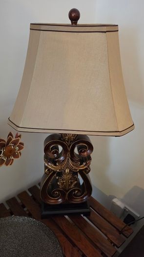 Vintage Table Lamp
