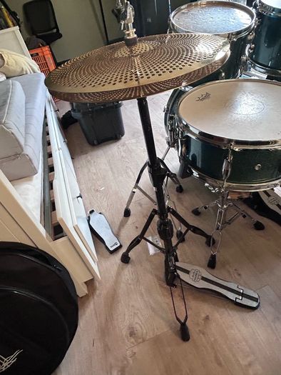 Pearl export Drumkit with Stands & Millenium Still cymbals