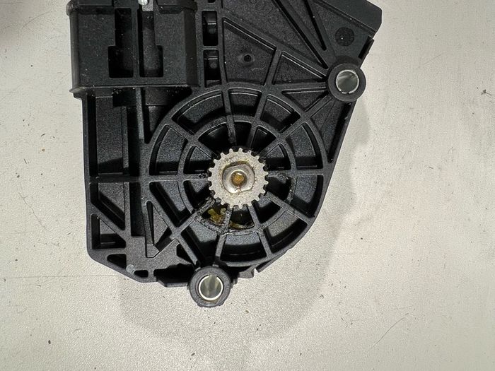 Bmw 5 Series Gt F10 F11 F07 Sunroof Motor Actuator 696715 A3l2b614g