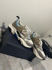 1:1 B22 like new