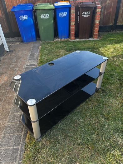 Black Glass TV Stand / TV Unit