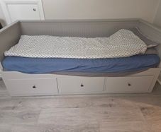 IKEA pull out day bed