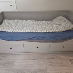 IKEA pull out day bed