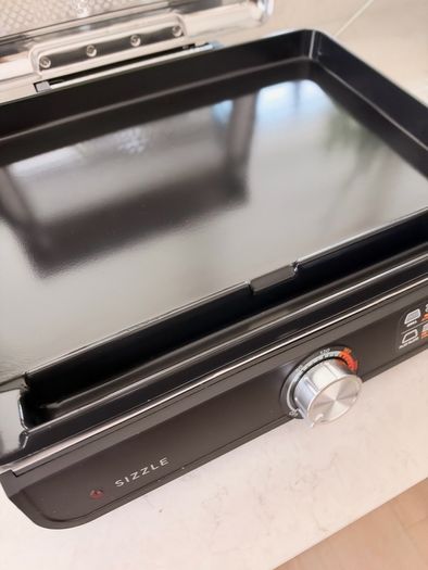 Ninja Sizzle Indoor Grill & Flat Plate Both Plates Included