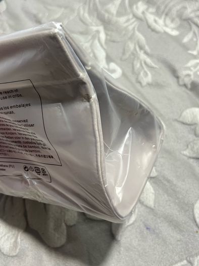 Beautiful brand new medium size makeup and skincare bag BNIB