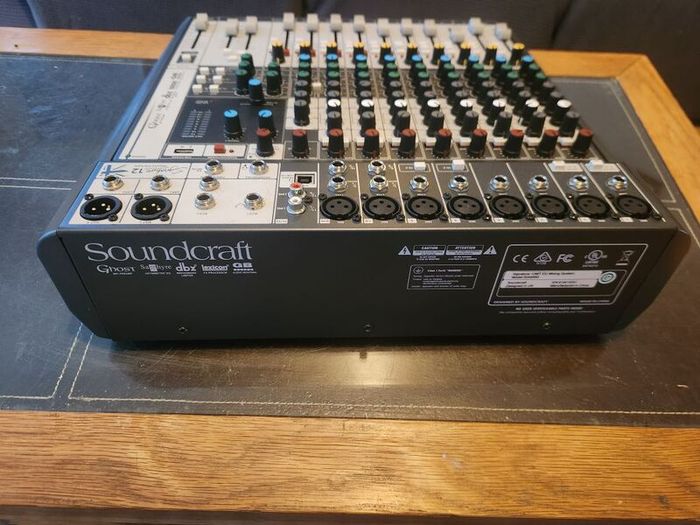 Soundcraft signature