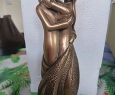 The lovers sculpture NEW IN BOX
