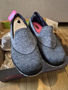 Sketchers Trainers