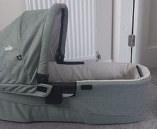 Joie bassinet