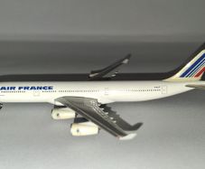 Herpa Wings 1:500 Air France Airbus A340-300 (504676) RARE- F-GLZT