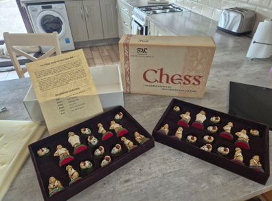 Studio Anne Carlton Chess Set