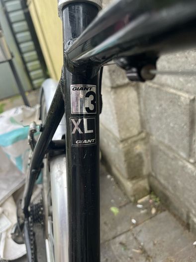 Giant hybrid bike