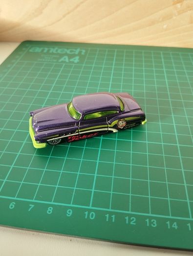 Hot Wheels Joker Car   Buick Custom (DC Comics)