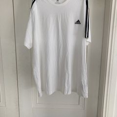 Adidas T-Shirt