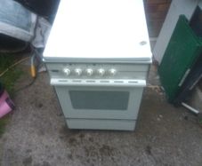 freestanding oven