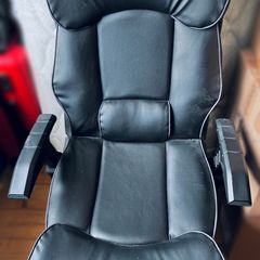 X-Rocker Elite Pro Gaming Chair
