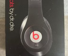 Beats by Dre - Studio (2009)