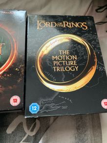 Lord of the rings trilogy box set (3)