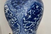 Large table lamp