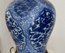 Large table lamp