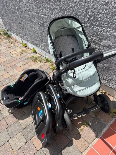Travel pram set plus 2 isofix Car base