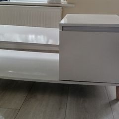 White Gloss Coffee table/Media unit