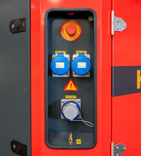 MacGen MacLite LED Lighting Tower | Yanmar Diesel
