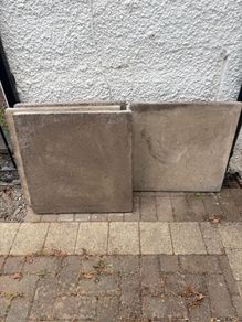 4 Concrete Pavers