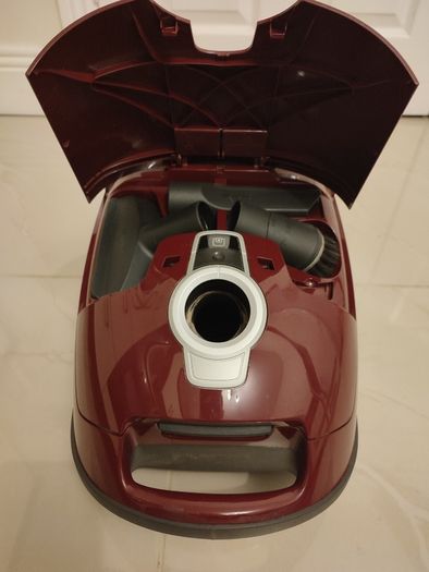 Miele vacuum cleaner