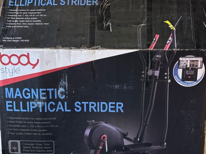 Body Style Magnetic Elliptical Strider