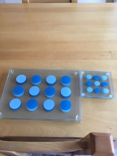 Glass Placemats and Coasters. 4 people