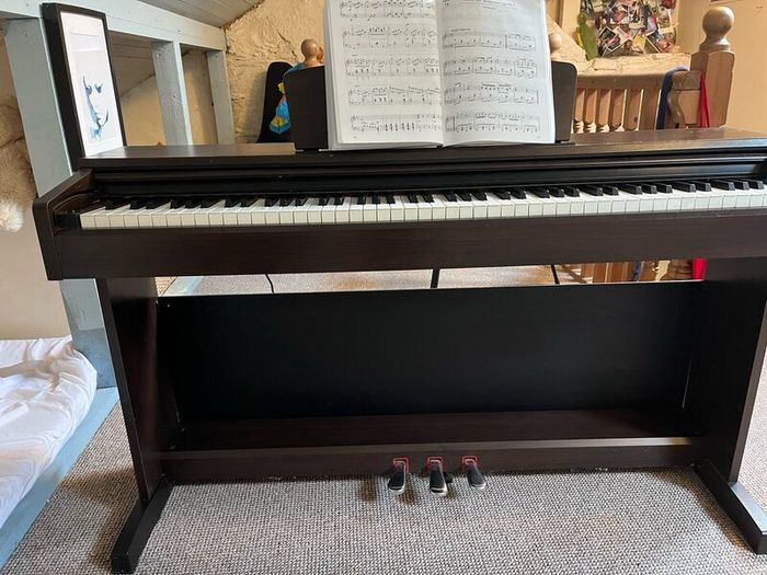 Keyboard Piano