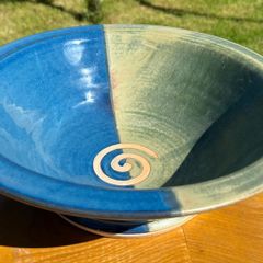 Jack o patsy fruit bowl or serving bowl