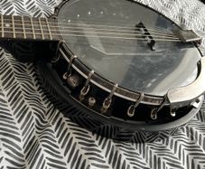 Dean banjo guitar