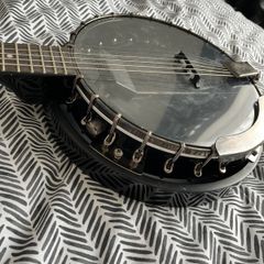 Dean banjo guitar