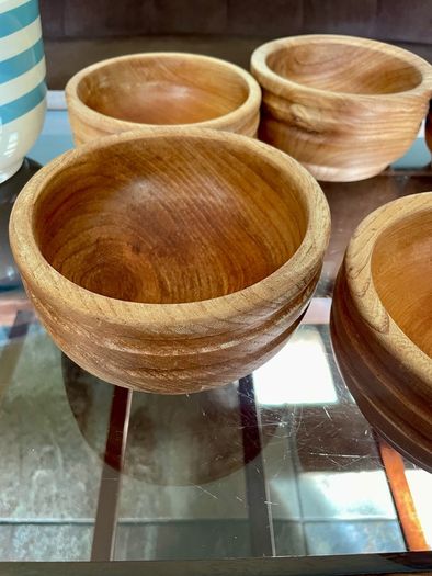 Rare Set 6 Rustic Irish Wood Turned Beehive Style Bowls Retos Shannon 1970s