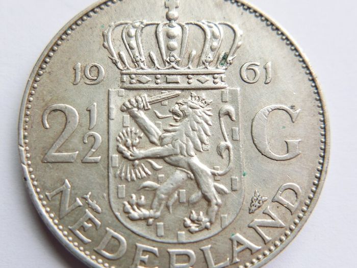 1961 Netherlands Kingdom Queen JULIANA Vintage Silver 2 1/2 Gulden Coin