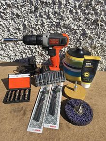 Black+Decker 18V Cordless Drill. Complete Tool & Polishing Set