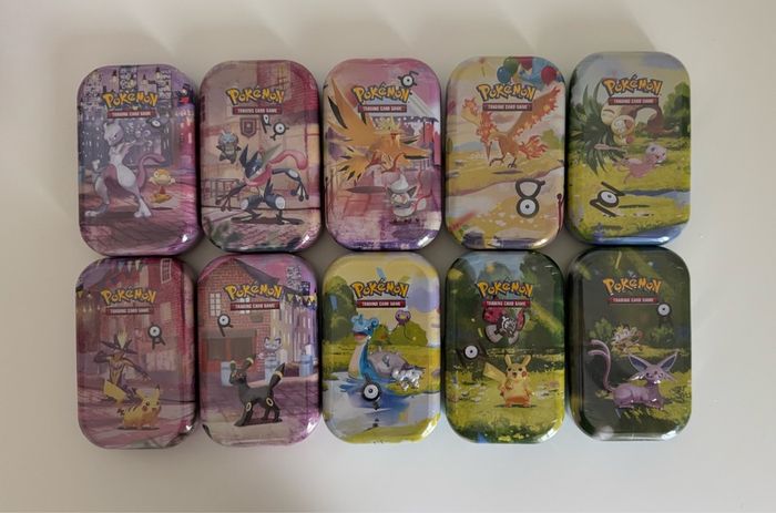 Pokemon Trading Card Game (TCG): 30th Celebration Mini Tin assorti