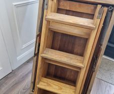 Staighre/attic stairs
