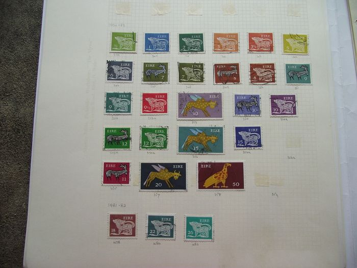 A Collection Of Irish Stamps On 22 Loose Pages