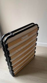 Foldable single bed with mattress