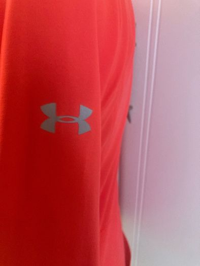 Under armour top